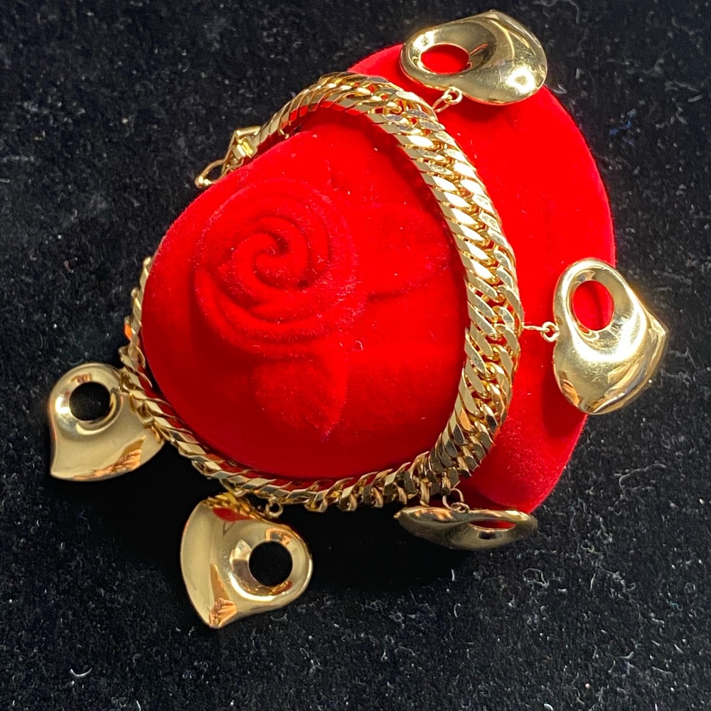 real K18 japan gold monaca bracelet charms